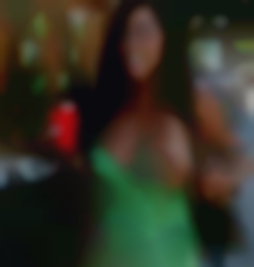Hi swinger i'm shana i'm 5'5 with brown eyes.